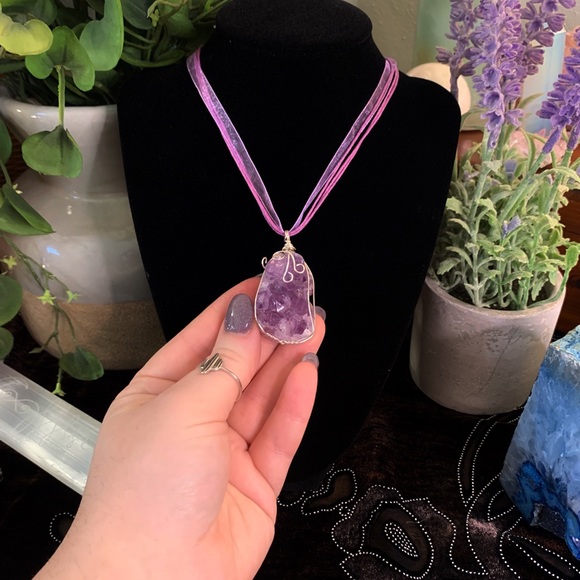 Raw Amethyst Pendant - Picture 6 of 6
